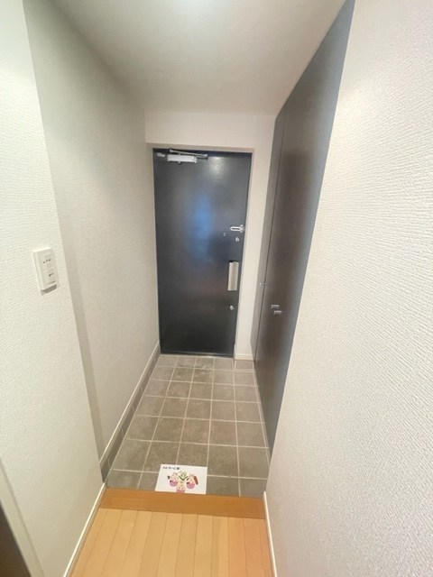 Ｓ－ＡＮＮＥＸ 玄関