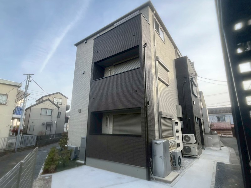 アリビオ五反野  301号室 外観