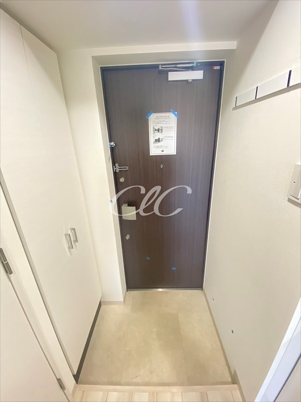 エレンシアK小岩 玄関