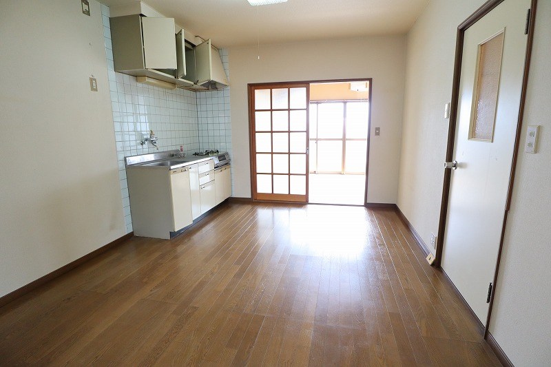 クリエイト リビング