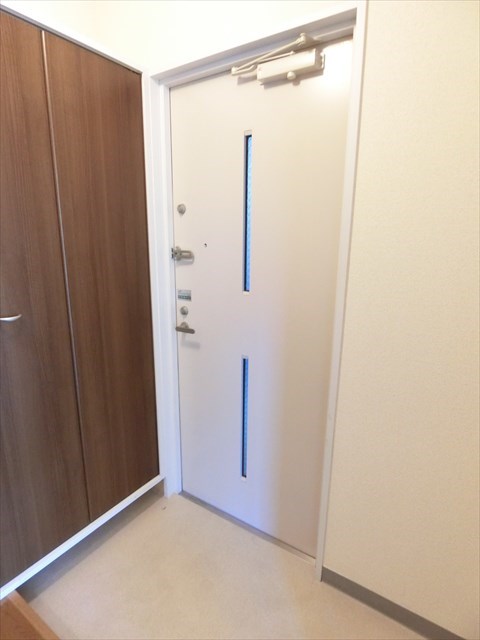 マインハイムⅡ 玄関