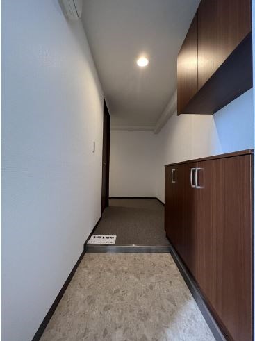 ファミリータウン東陽Ｄ棟 玄関