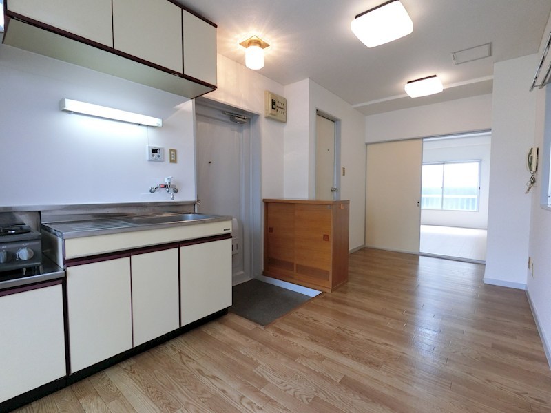 福助ビル リビング