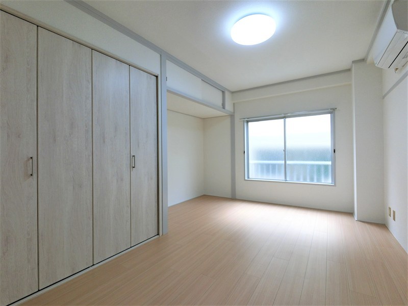 福助ビル ベッドルーム