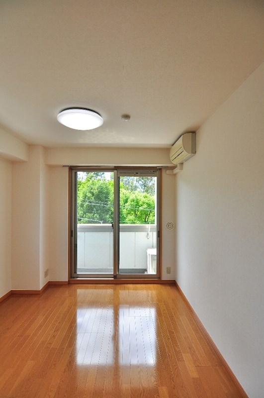 第3メゾンドヨシノ ベッドルーム