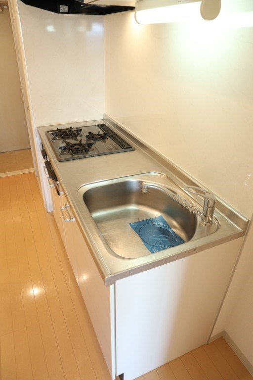 セントラーレビラジオ  キッチン