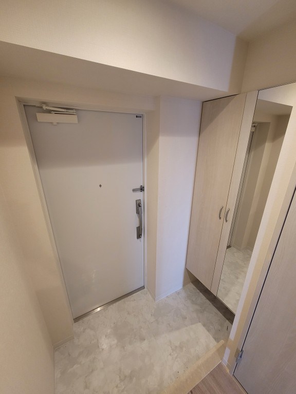 ラ・クール 玄関