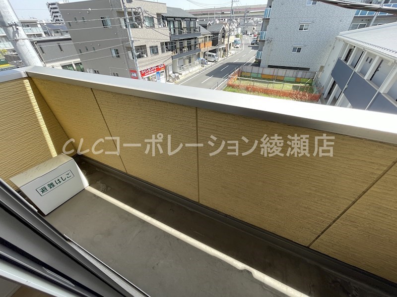 Sunny　Flat　Kamiya ベランダ