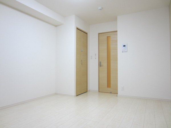 リブリ・NKY リビング