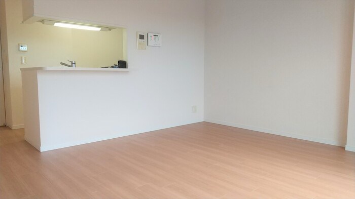 ロイヤルＫＪ   リビング