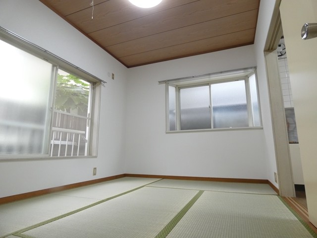 メゾンドイリス ベッドルーム