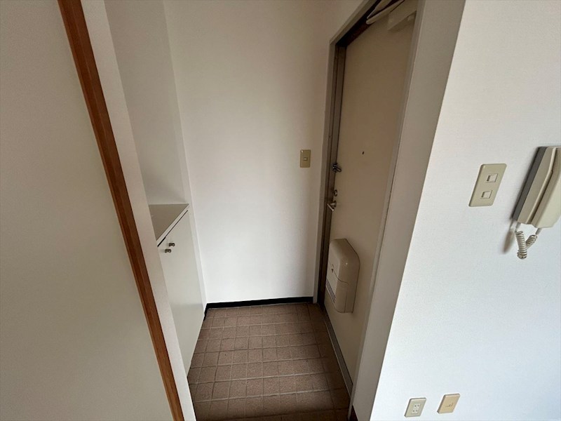 コーポアブニール 玄関