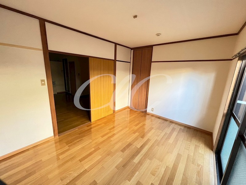 岡澤コーポ リビング