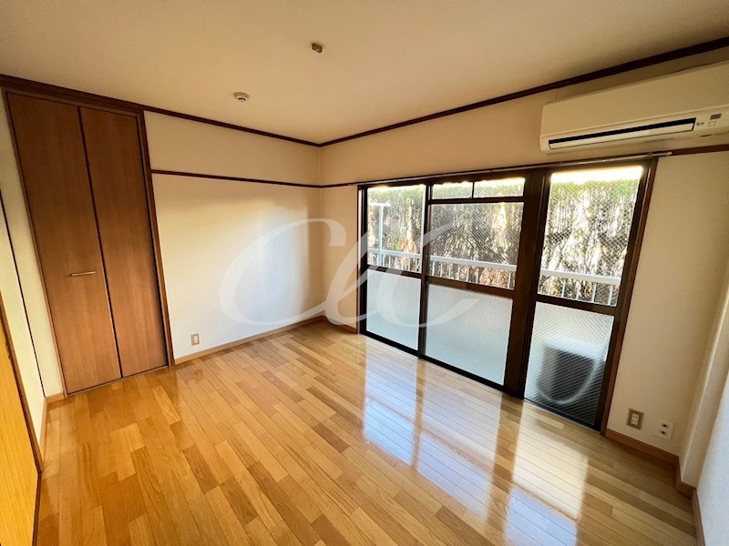 岡澤コーポ ベッドルーム