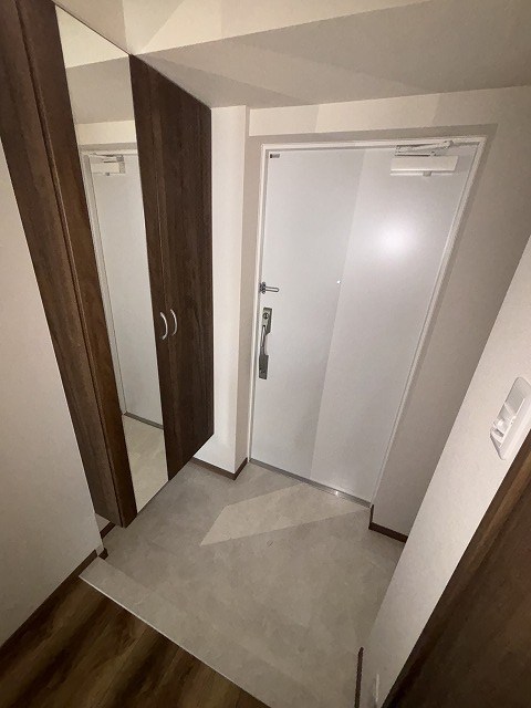 ラグゼナ平井サウス 玄関