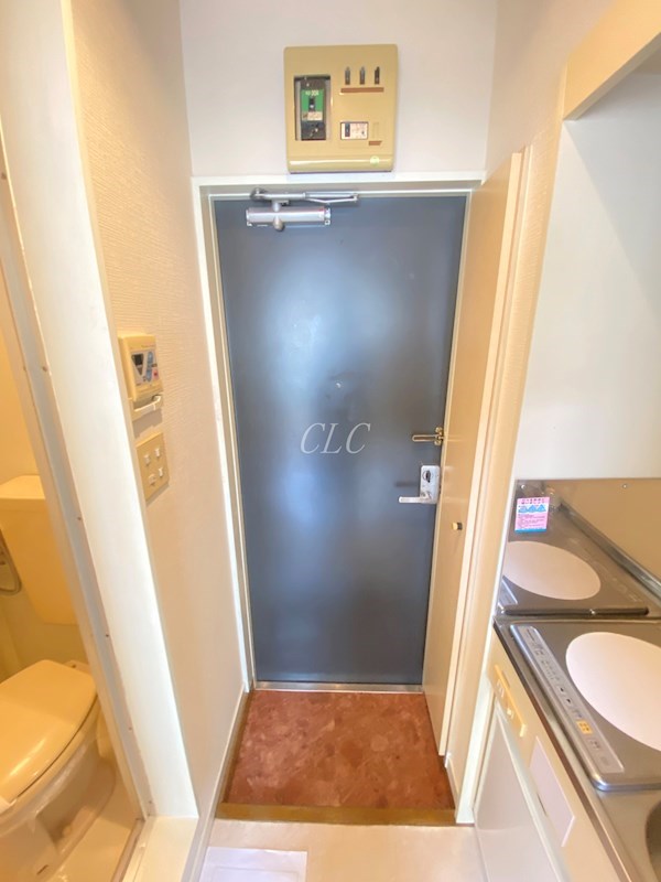 サンエール十条 玄関