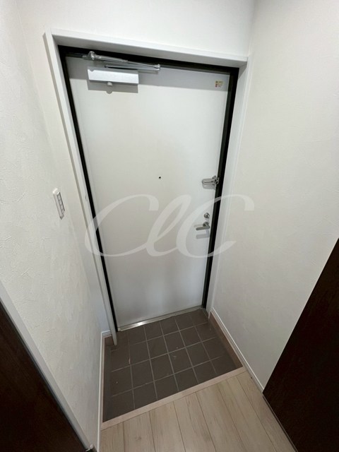 Freesia梅島 玄関