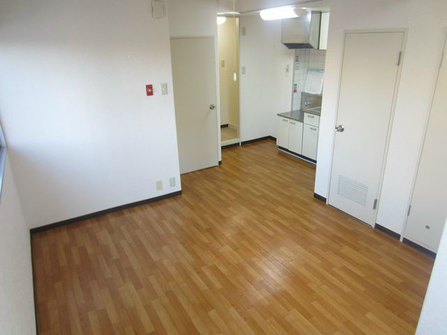 パール仲町マンション  リビング