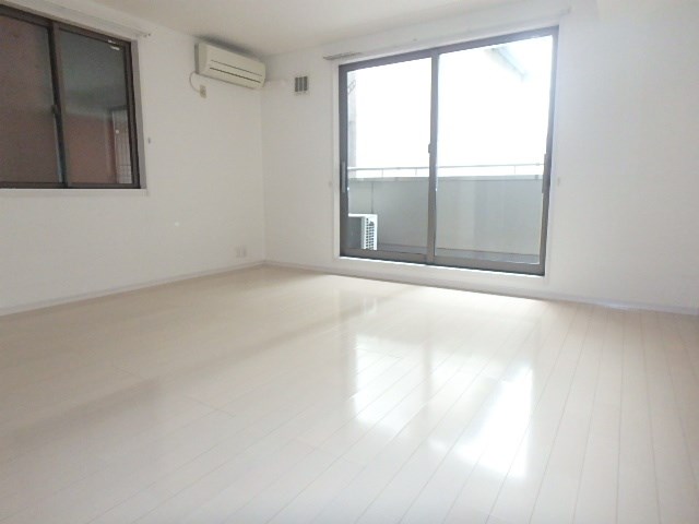 ソレイユ森下  リビング