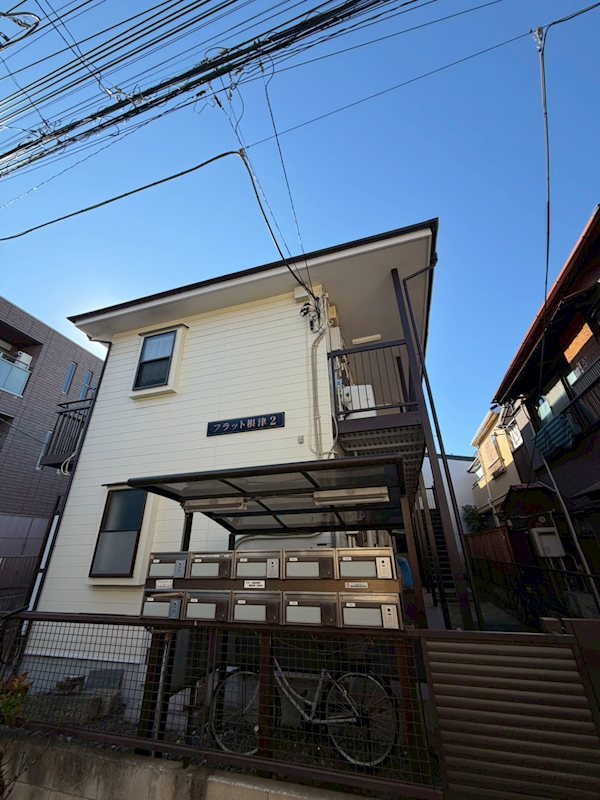 フラット根津2 外観