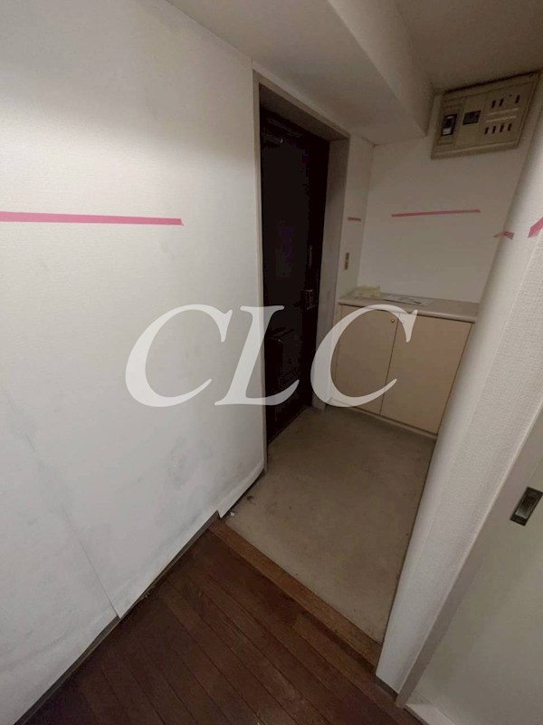 ベルメゾン上野松が谷 玄関