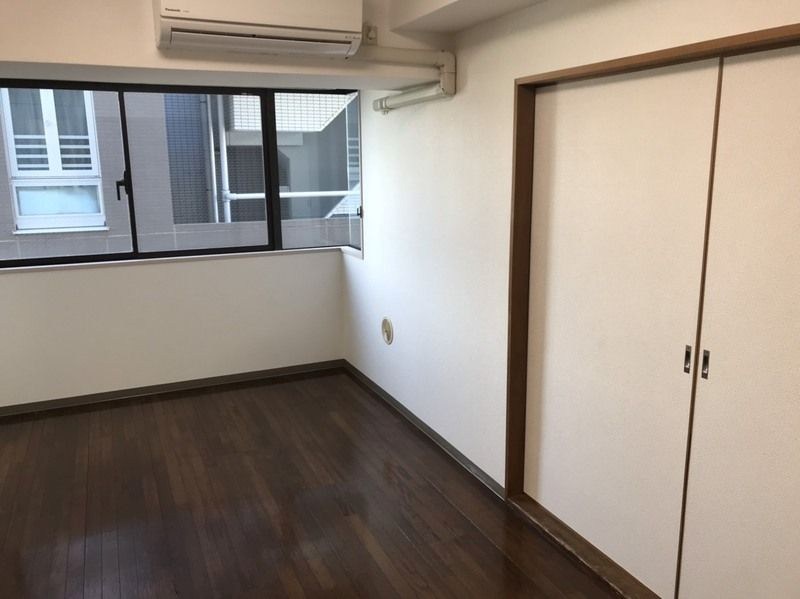 ベルメゾン上野松が谷 リビング