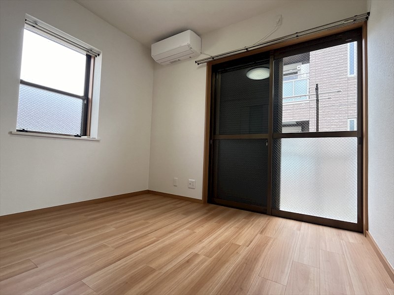 フラット根津2 リビング