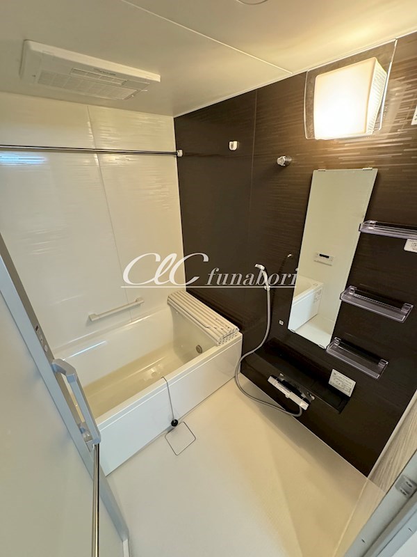 Alivis一之江 風呂画像