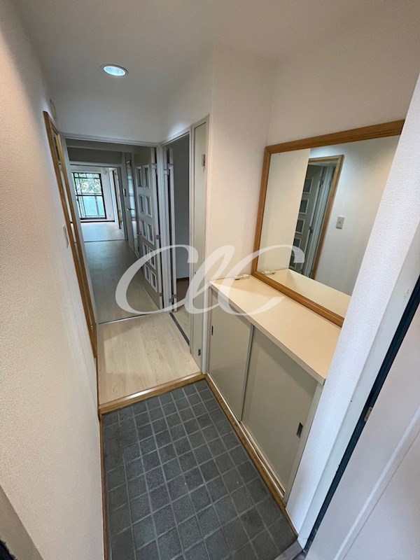 アムール千間台  玄関