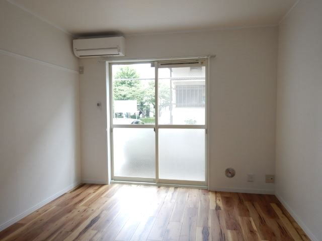 ピアフルール2  リビング