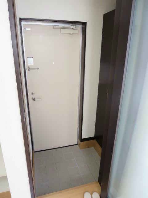 サンセリテ 玄関