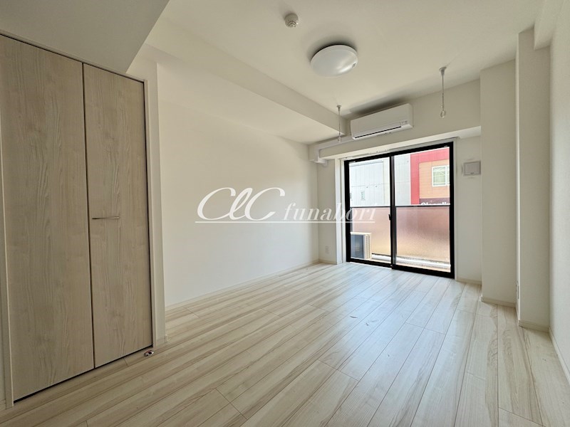 Alivis一之江 リビング