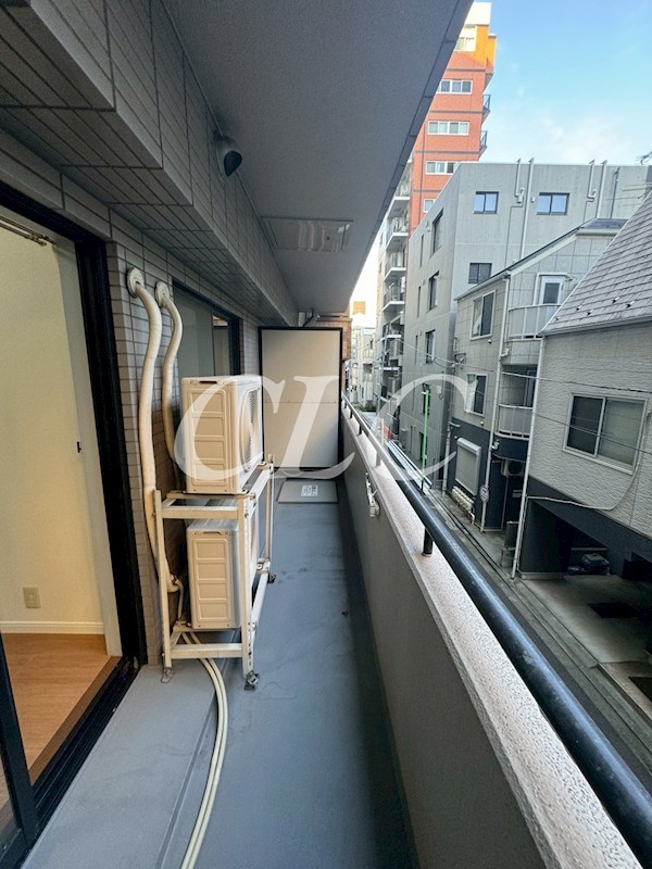 壱番館 ベランダ