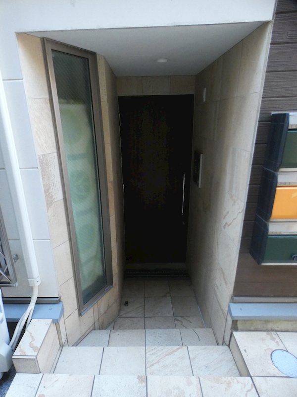 フルセイル柴又 玄関