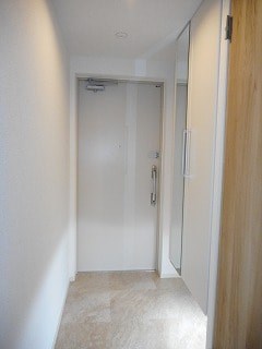 フェリーチェ・ヴィータ  玄関