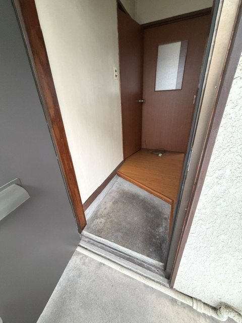陽光荘 玄関