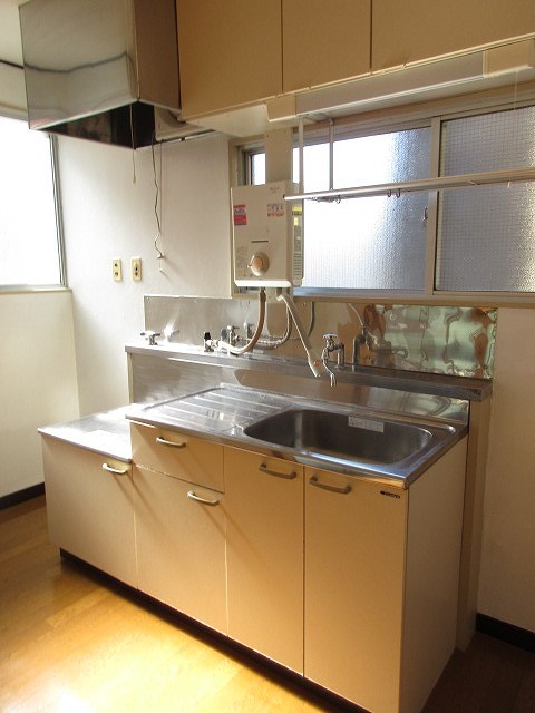 コーポウエダ キッチン