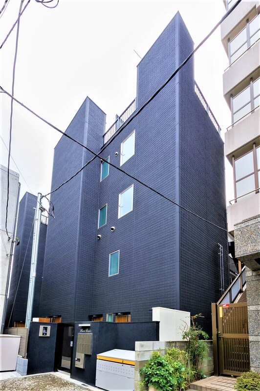 ＬＡＶＡ　ＴＯＷＥＲ 外観