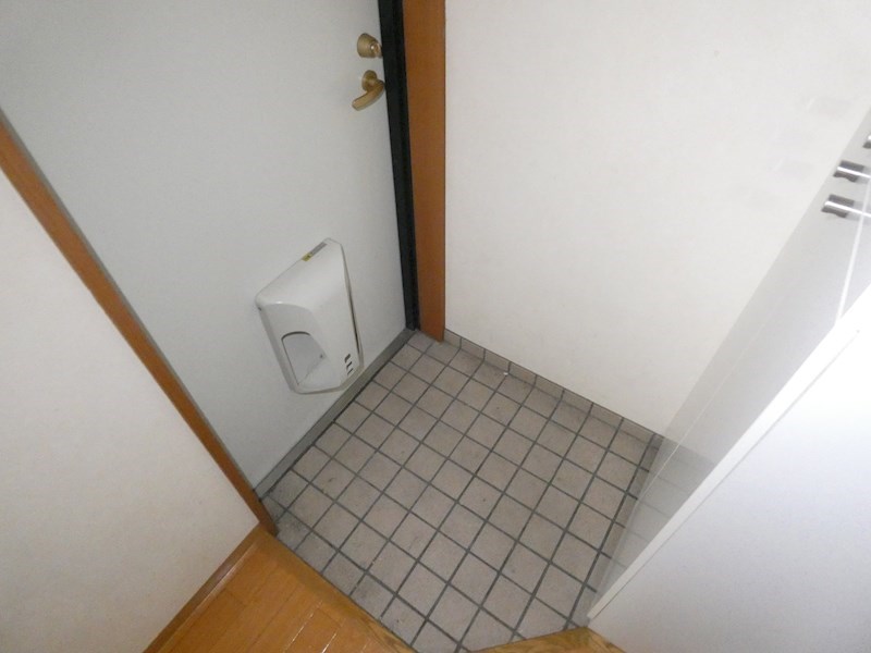 ハウスミズエ 玄関