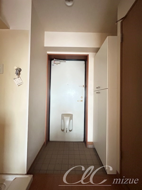 ハウスミズエ 玄関