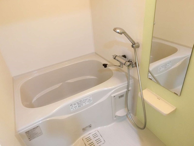 シュールフローレ 風呂画像