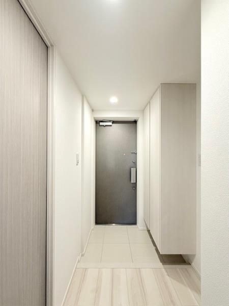 Solast Square綾瀬 玄関