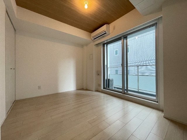 レジディア新川 リビング