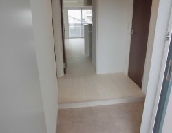 PLUM　VILLAGE 玄関