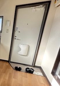 メゾン野村 玄関