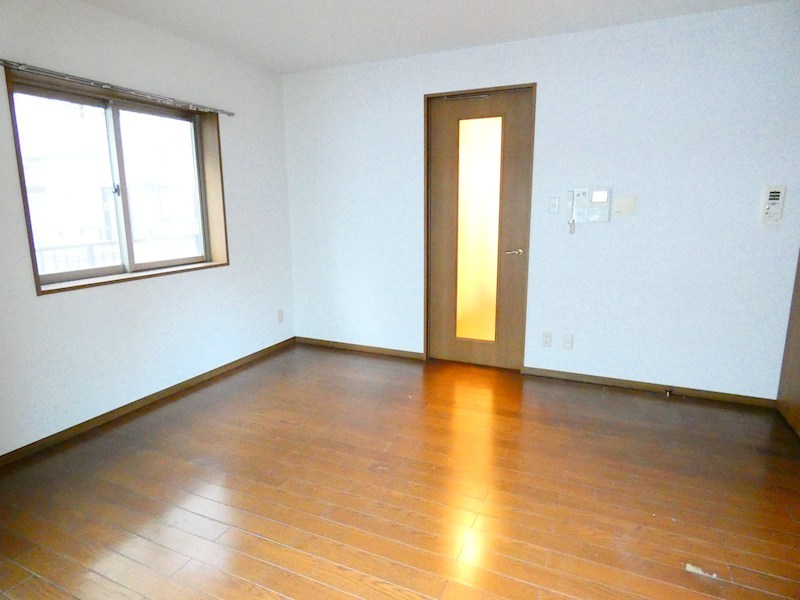 フォレストコートカサイ ベッドルーム