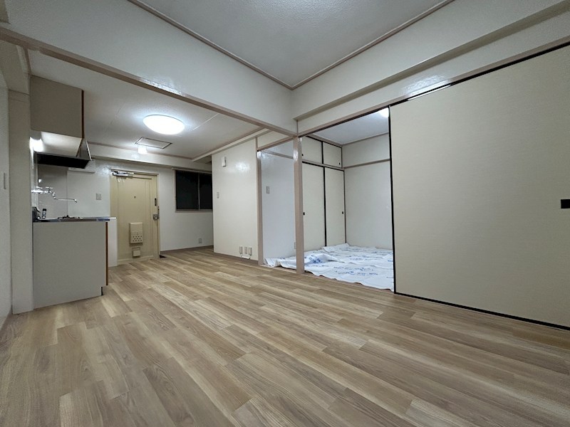 丸富マンション ベッドルーム