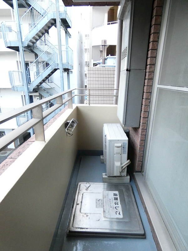 フォレストコートカサイ ベランダ