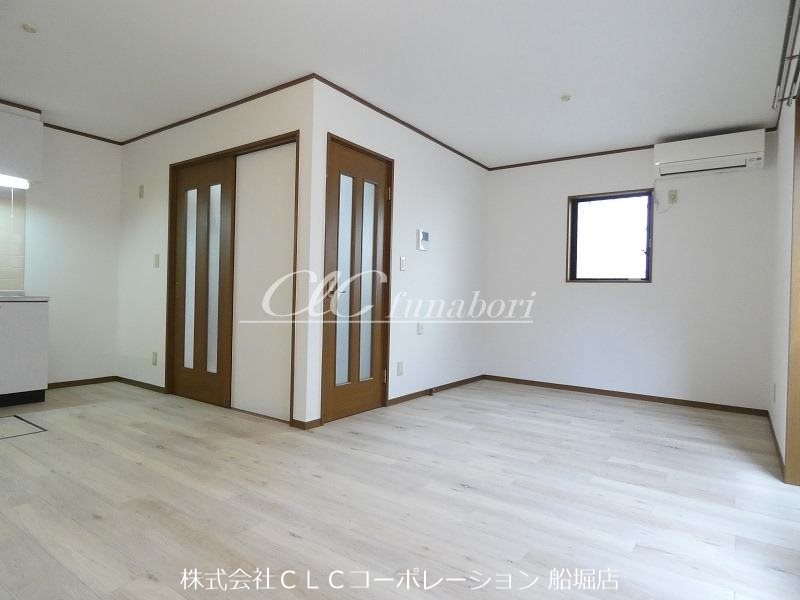 チェリーヒルズ D棟 リビング