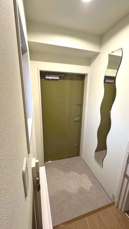 ライヴス行徳 玄関